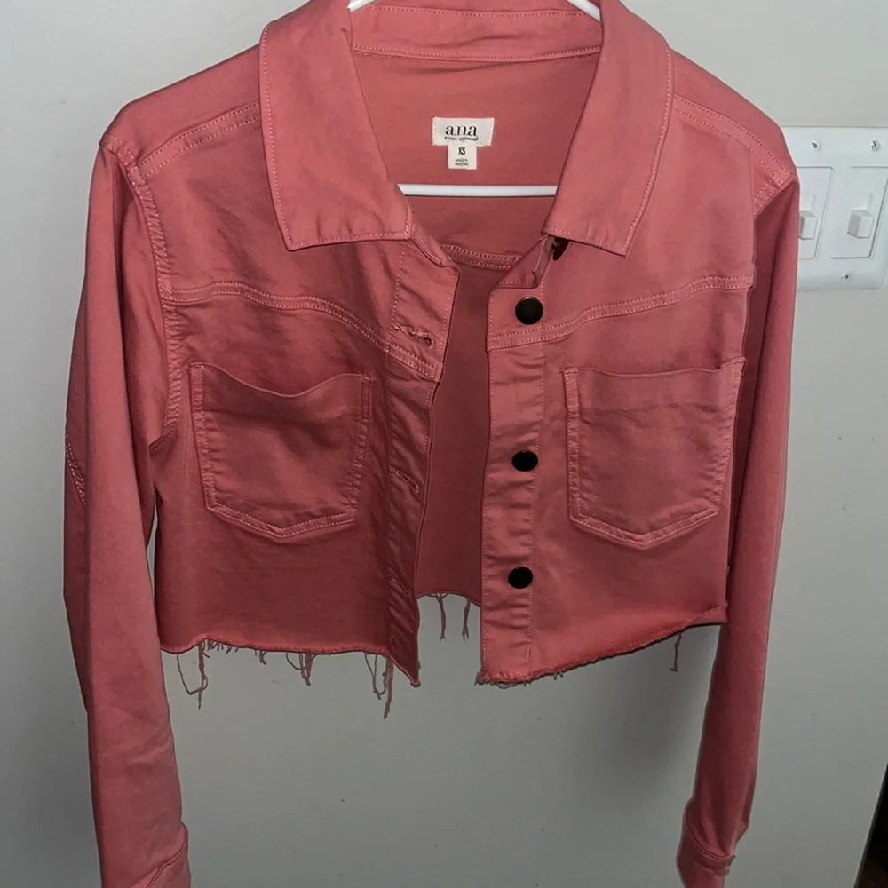 Cropped jacket - Picture 3 of 4